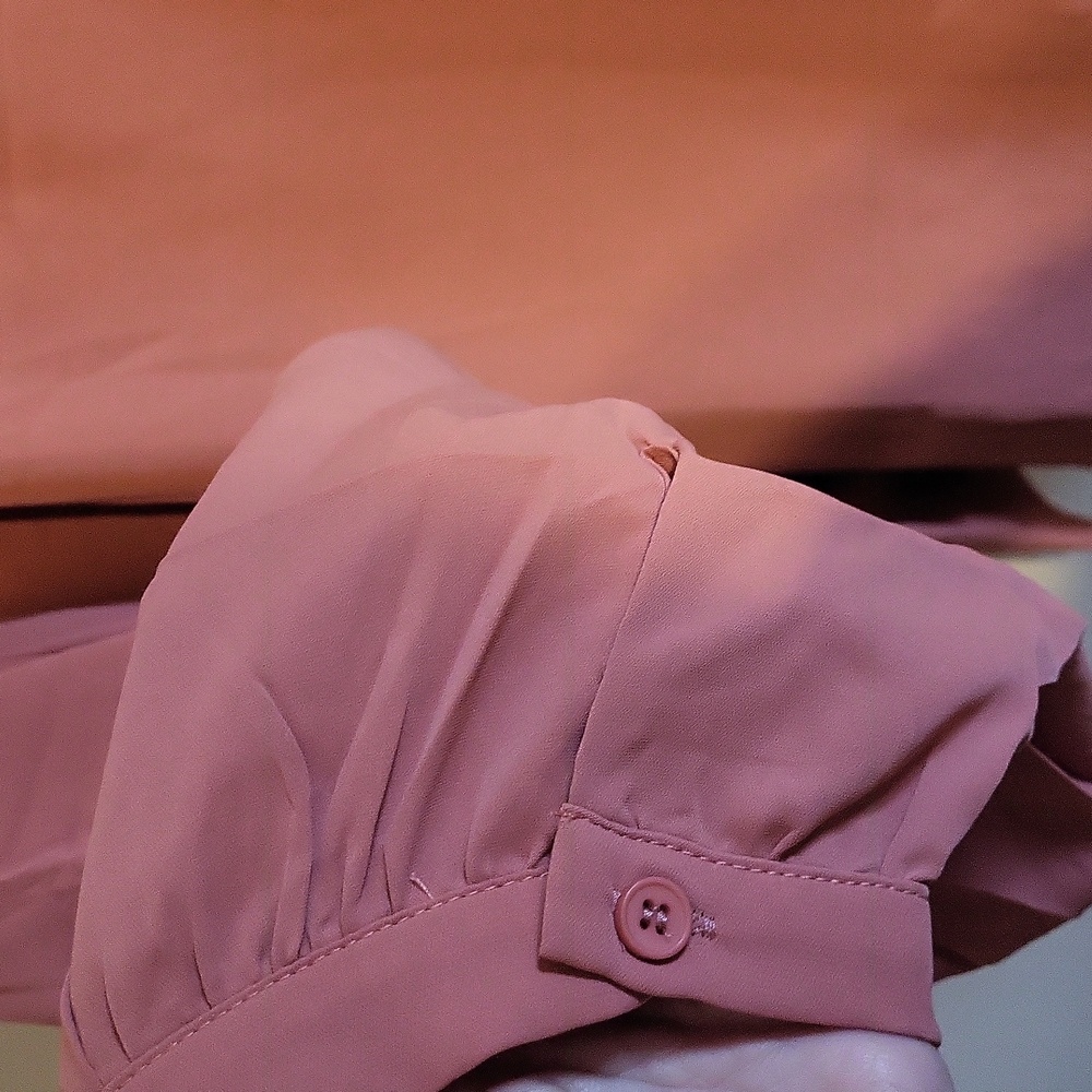 NWT 2xl Dusty Rose Long Sleeve V Neck Blouse - Picture 5 of 9